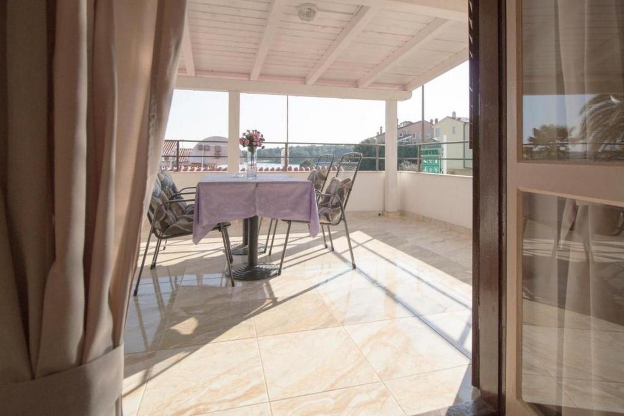 Apartments&Rooms Porto de Mar Medulin Exterior foto